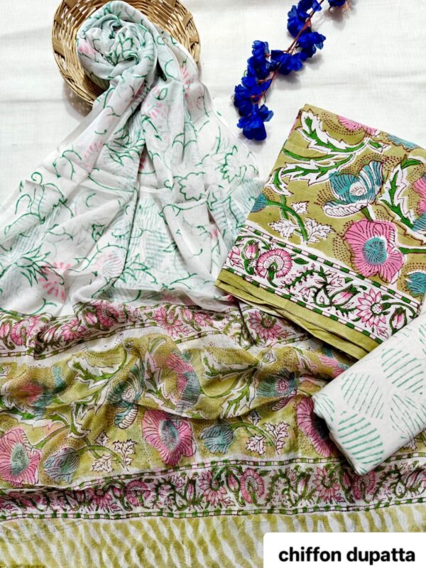 handblock print with chiffon dupatta (sky blue)