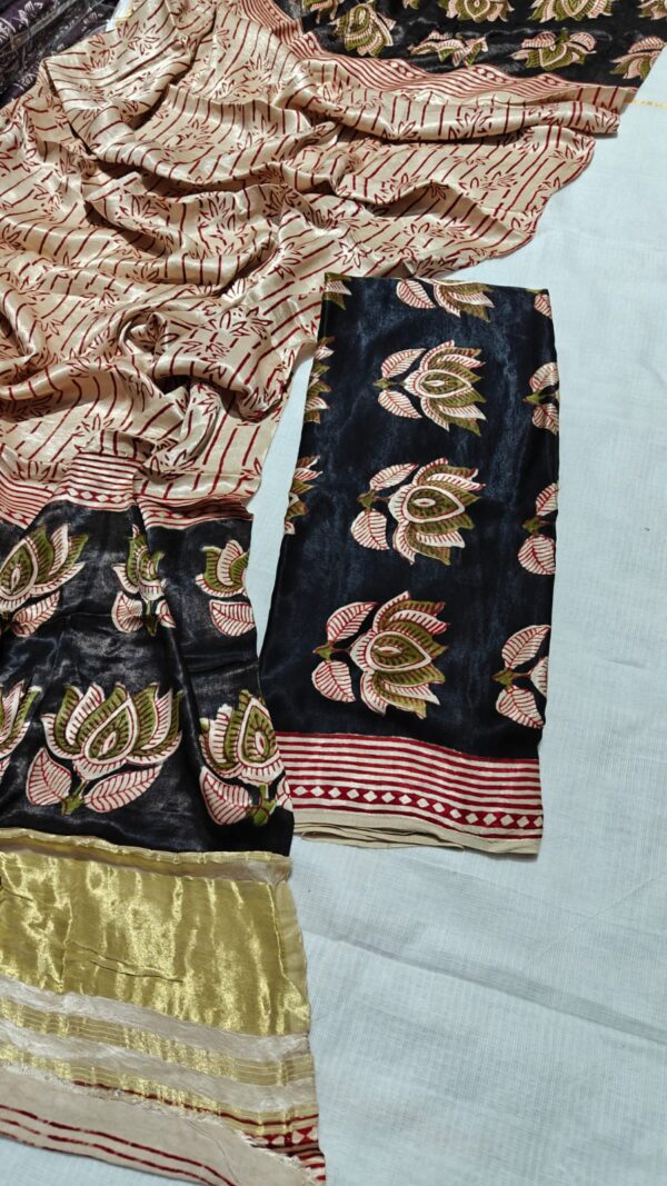handblock print modal (red with golden border)