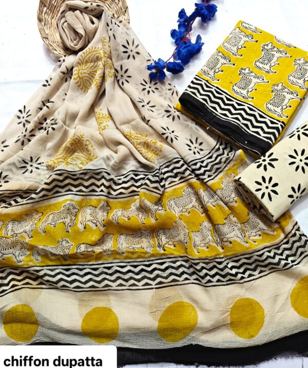 handblock print with chiffon dupatta (white with pink lines) (copy)