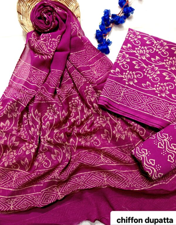 handblock print with chiffon dupatta (white with pink lines) (copy)