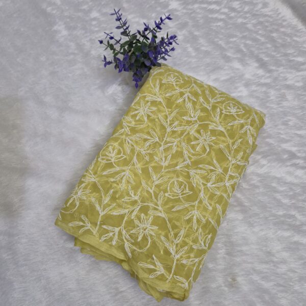 lucknowi saree
